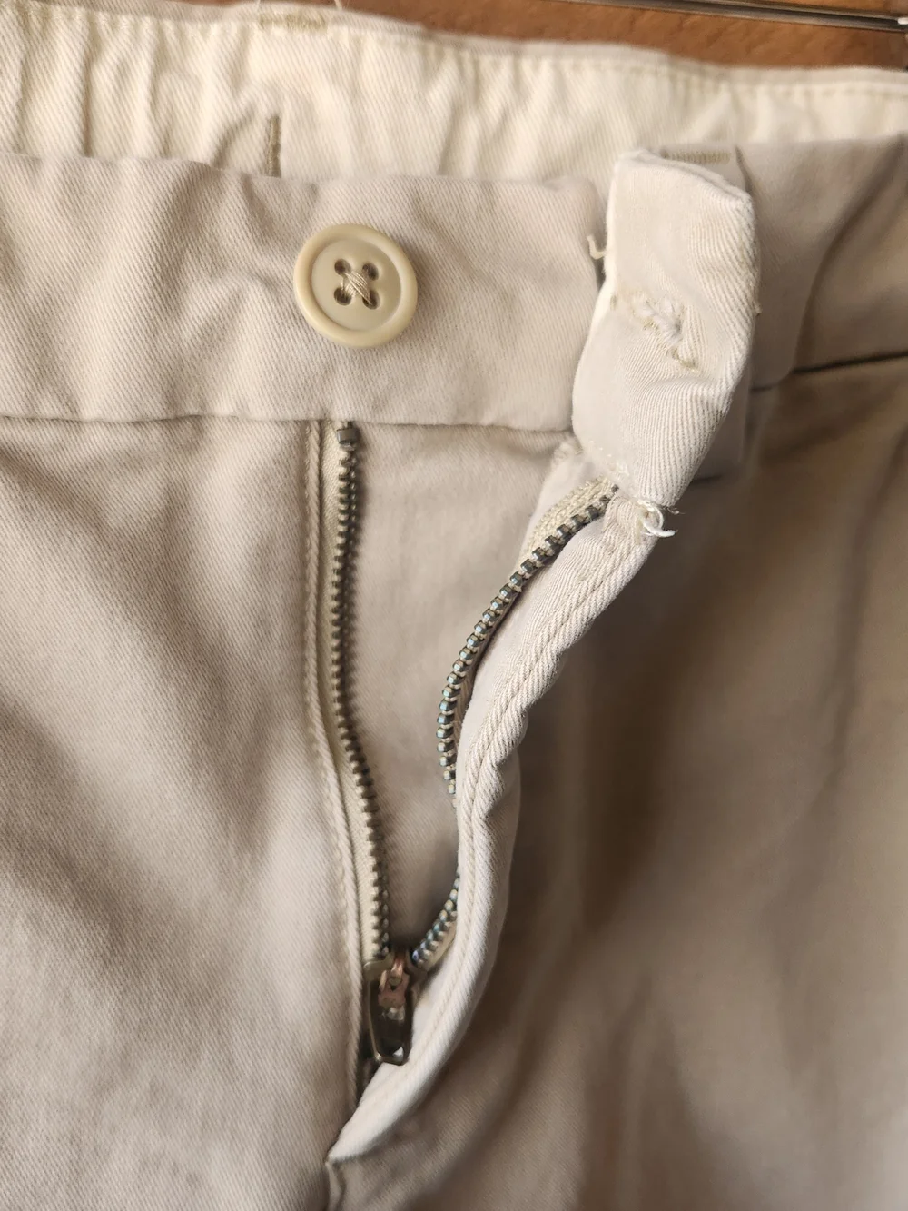 Gap Kids Uniform Khaki Pants Slim, size 16